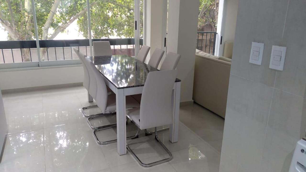 Apartmán Amplio Departamento Balcon Pleno Centro Peatonal Mendoza Exteriér fotografie
